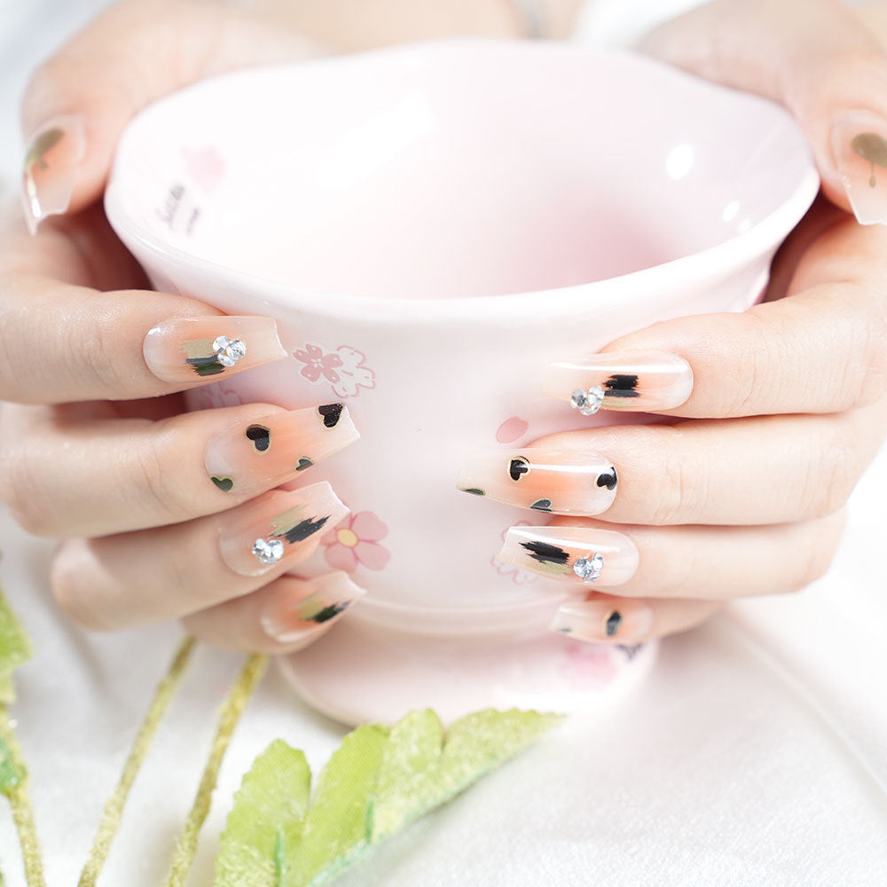 Artistic Heart-Adorned Press-On Nail Set Acalora