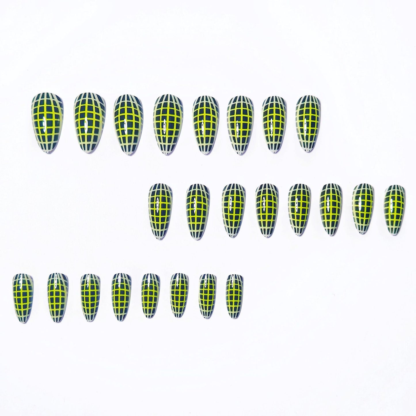 Trendy Geometric Nail Art Acalora