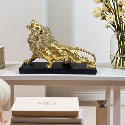 Decorative lion figure with golden details Acalora