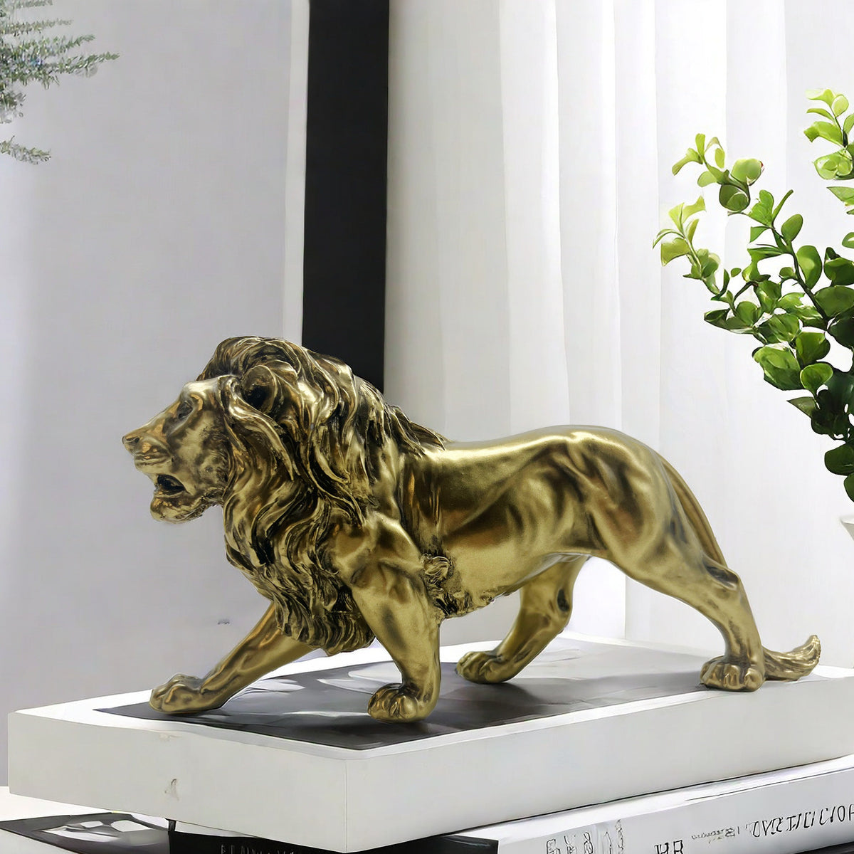 Decorative lion figurine in modern style Acalora