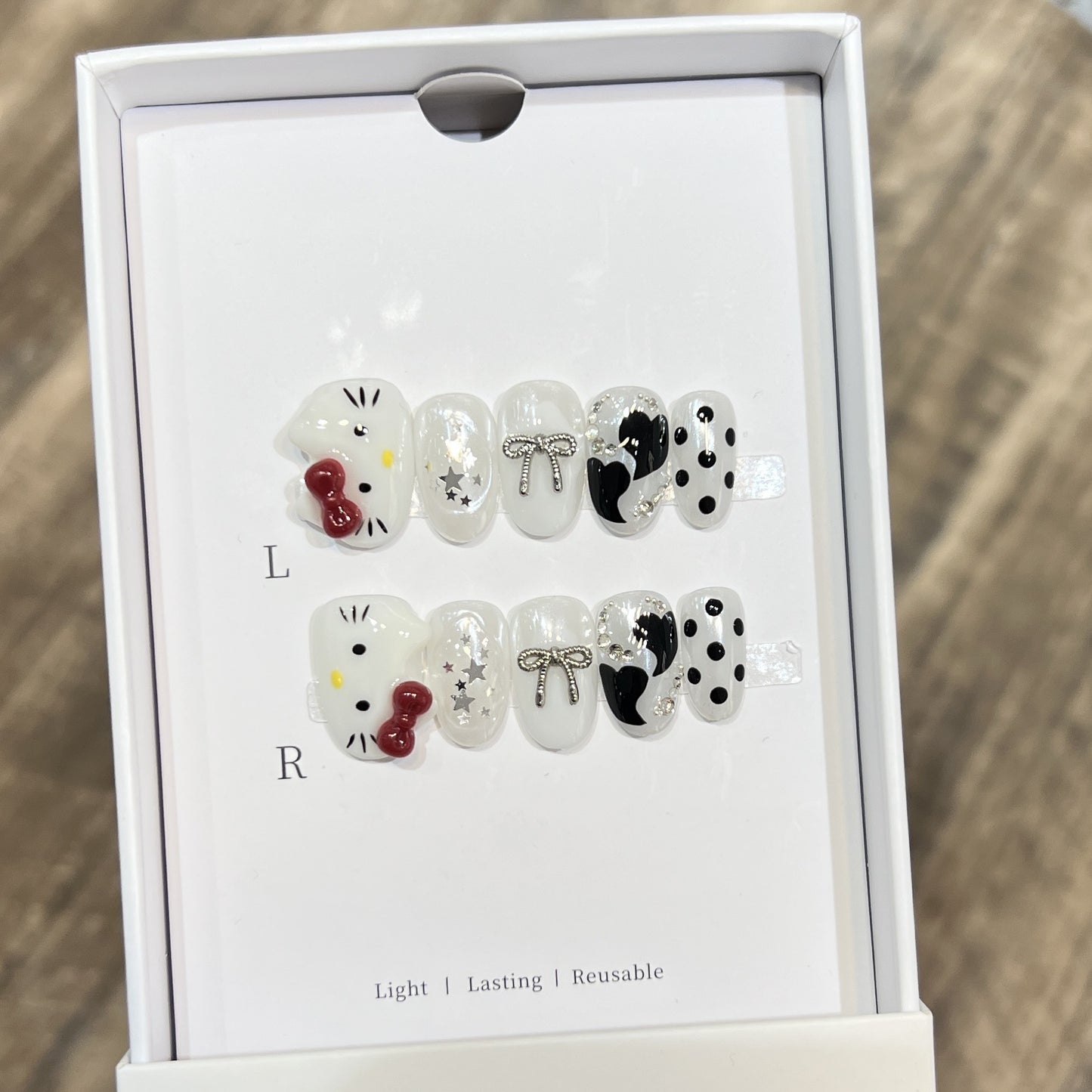 Decorative Floral Stiletto Press-On Nail Set Acalora