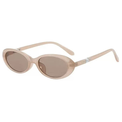 Ladies Cat-Eye Sunglasses with Modern Tortoise Pattern Bowlift