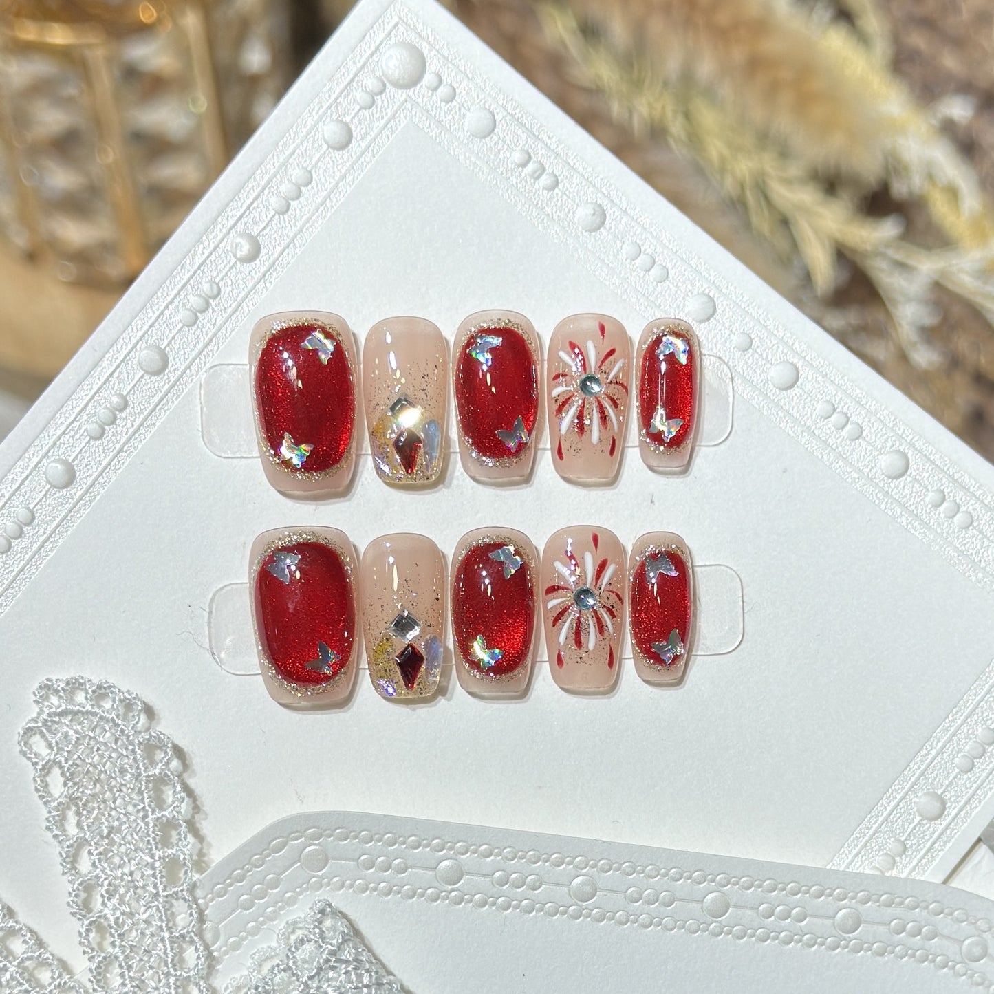Artistic Press-On Nail Set with Glitter and Star Accents Acalora