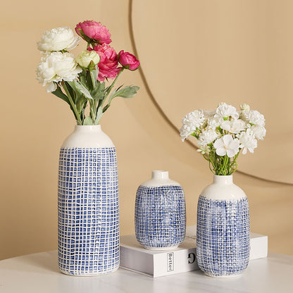 Stylish ceramic vase Acalora