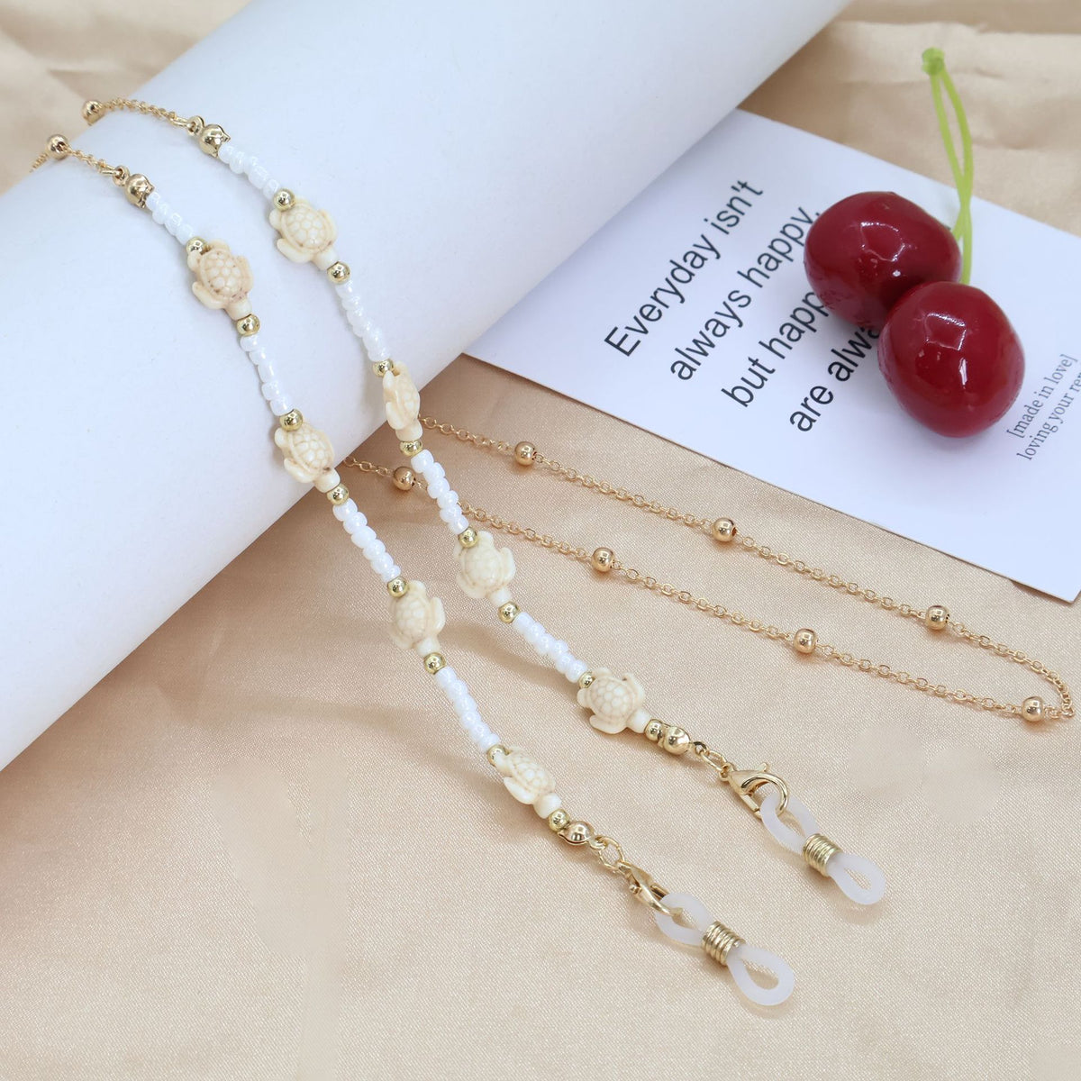 Decorative Beaded Eyewear Chain Acalora