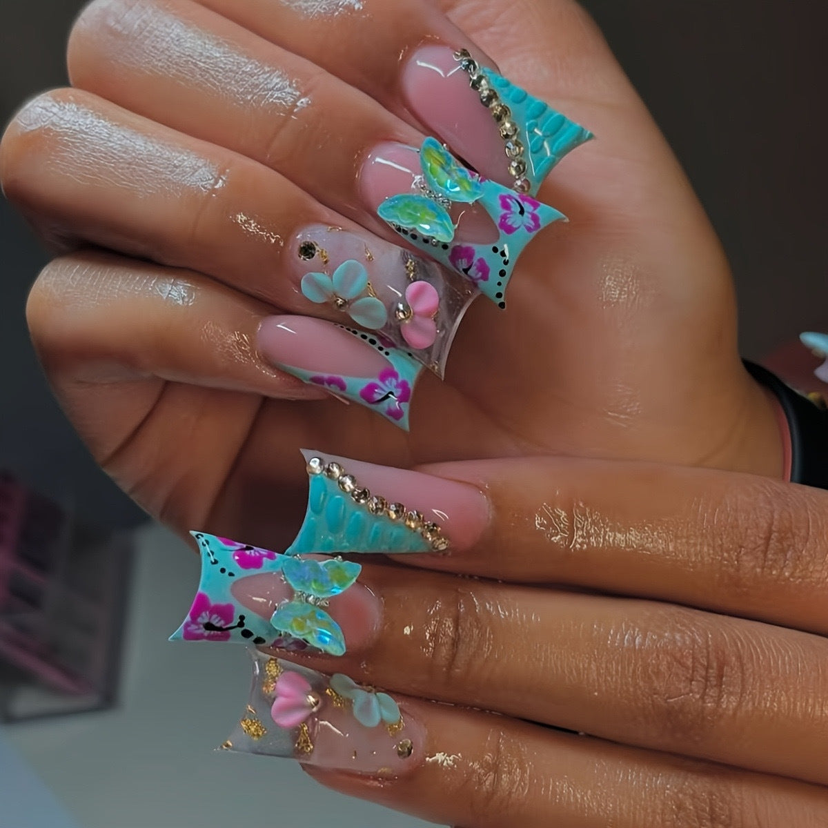 Artistic 3D Floral Press-On Nail Art Acalora