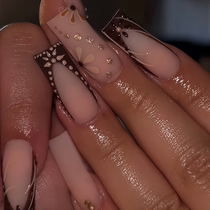 Detailed Floral Art Press-On Nails Acalora