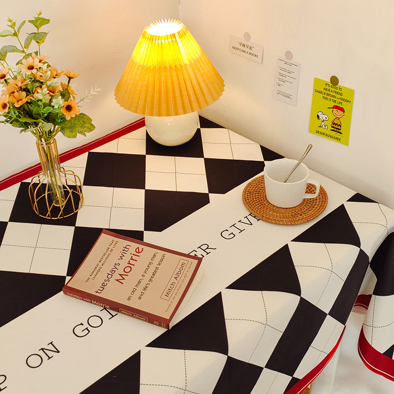 Checkered Pattern Dining Table Cloth