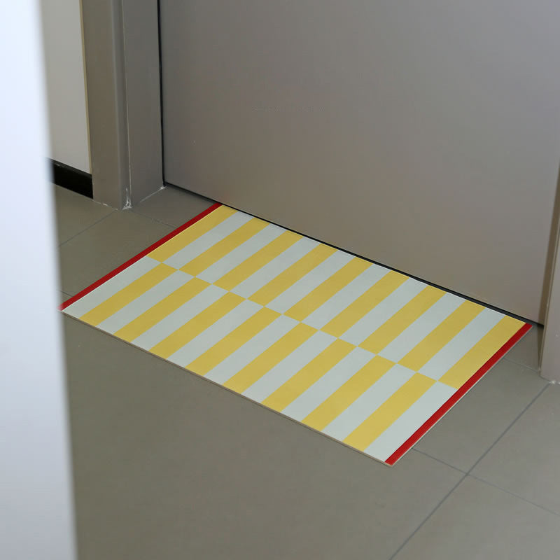 Stylish Change Room Bath Mat