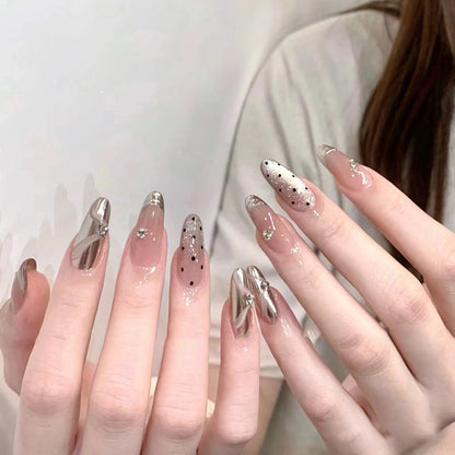 Luxury Press-On Nail Art Set with Elegant Metallic Accents Acalora