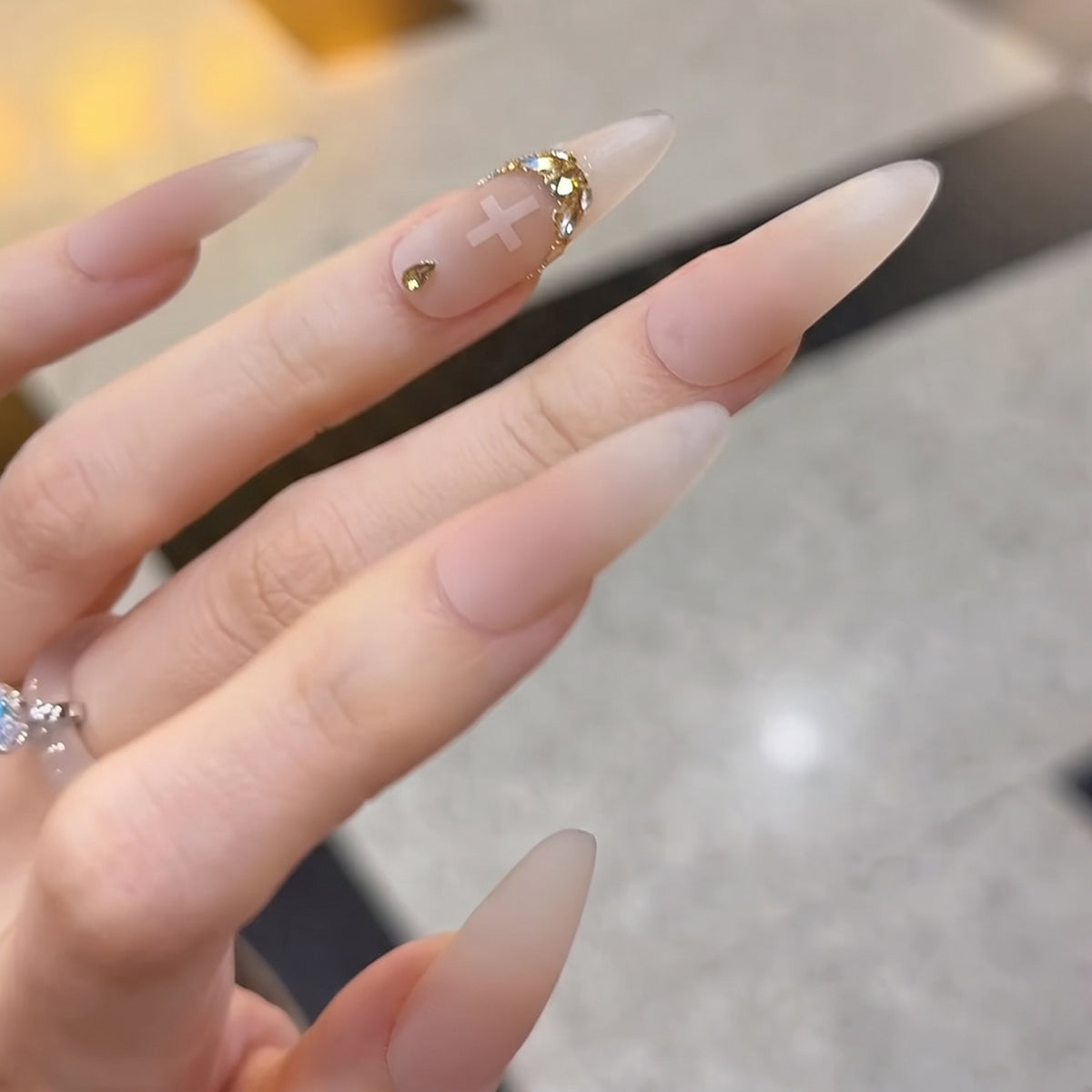 Elegant Stiletto Press-On Nail Art Set with Crystal Accents Acalora