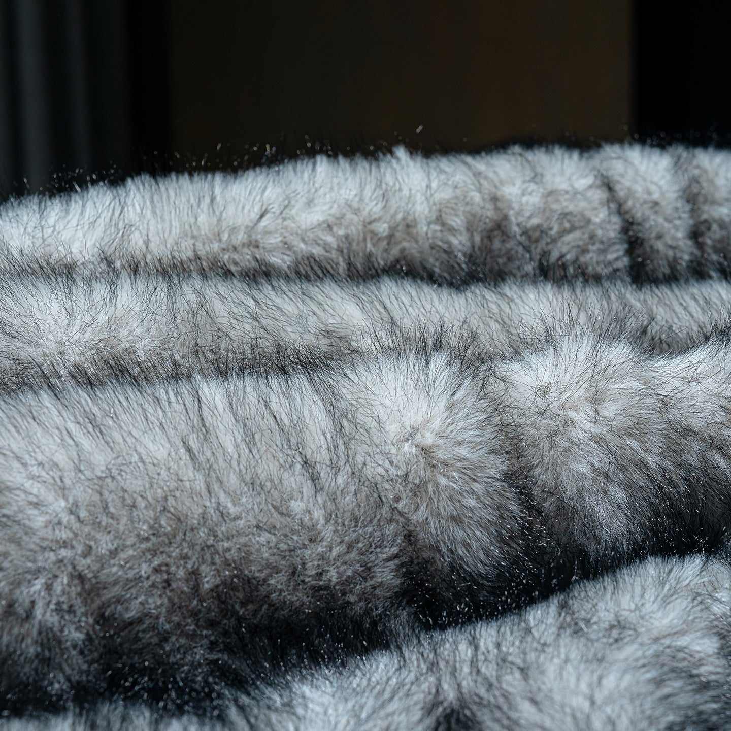 Luxurious Faux Fur Throw Blanket