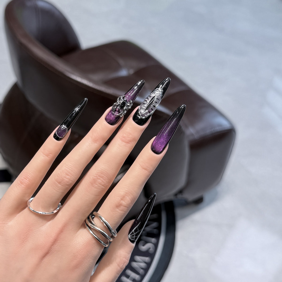 Glamorous Stiletto Press-On Nail Art Set with Celestial Design Acalora