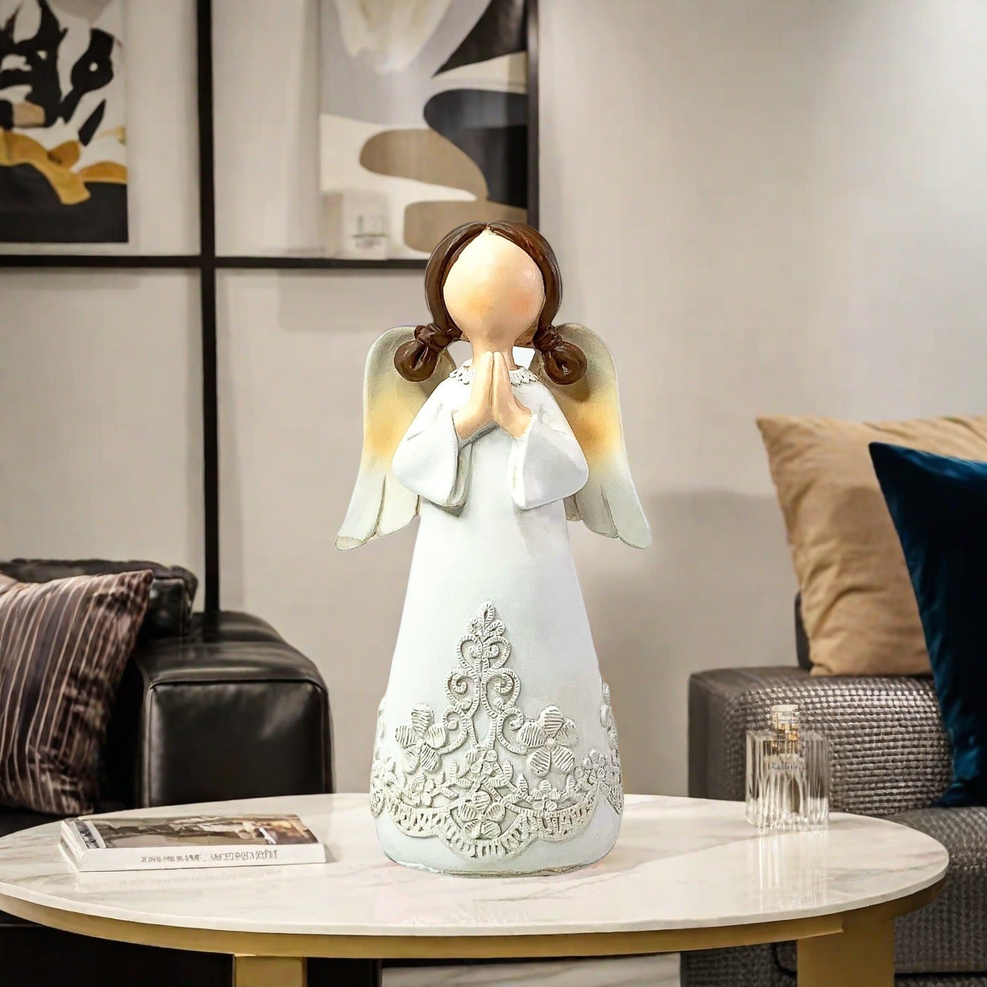 Angel-like decorative figure Acalora