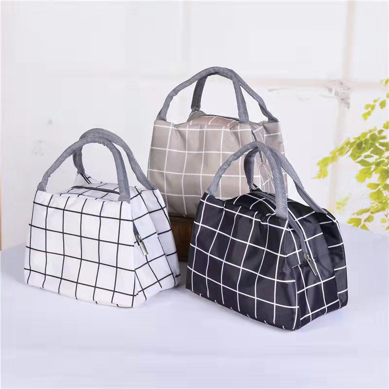 Stylish Checkered Tote Acalora