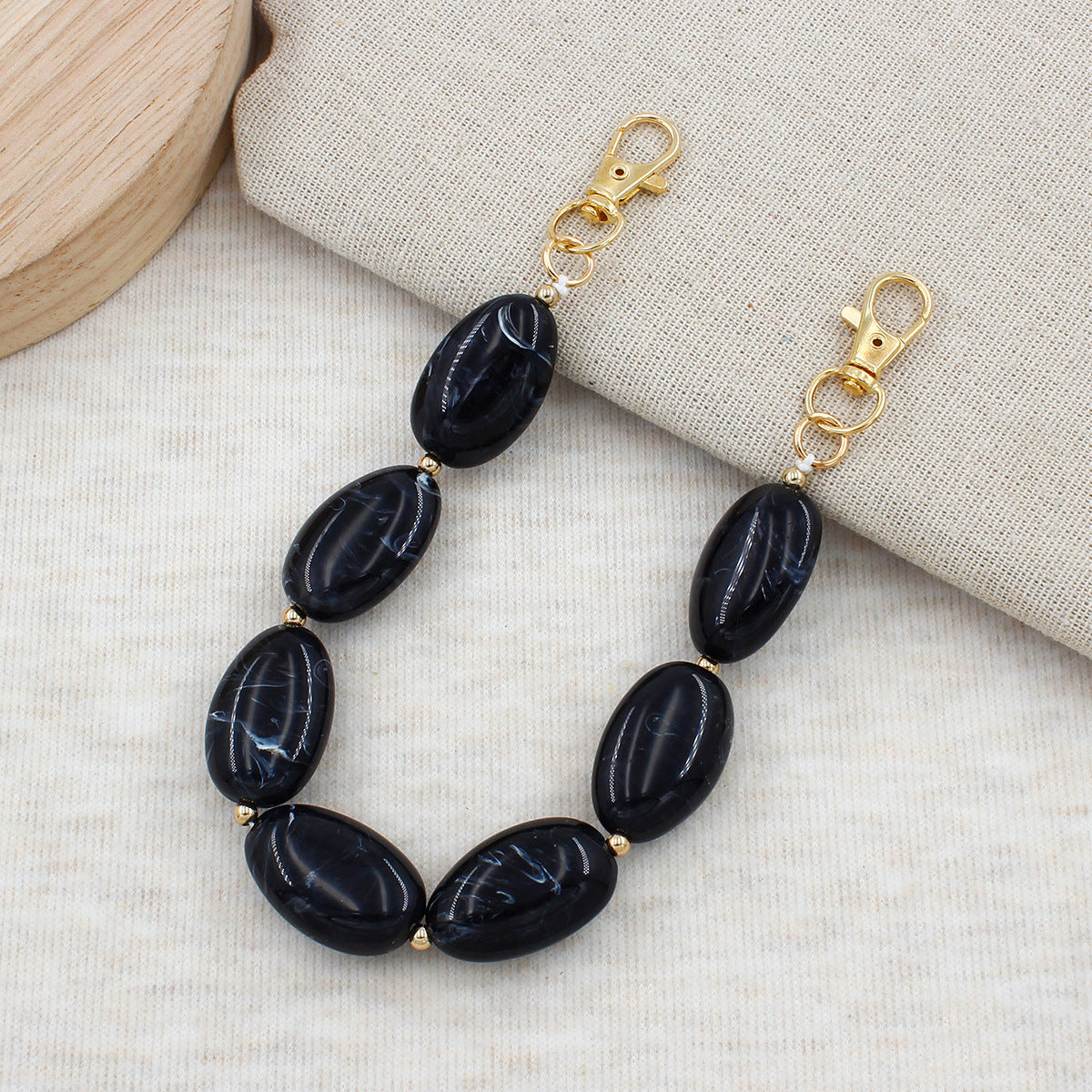 Fashionable Phone Chain Acalora