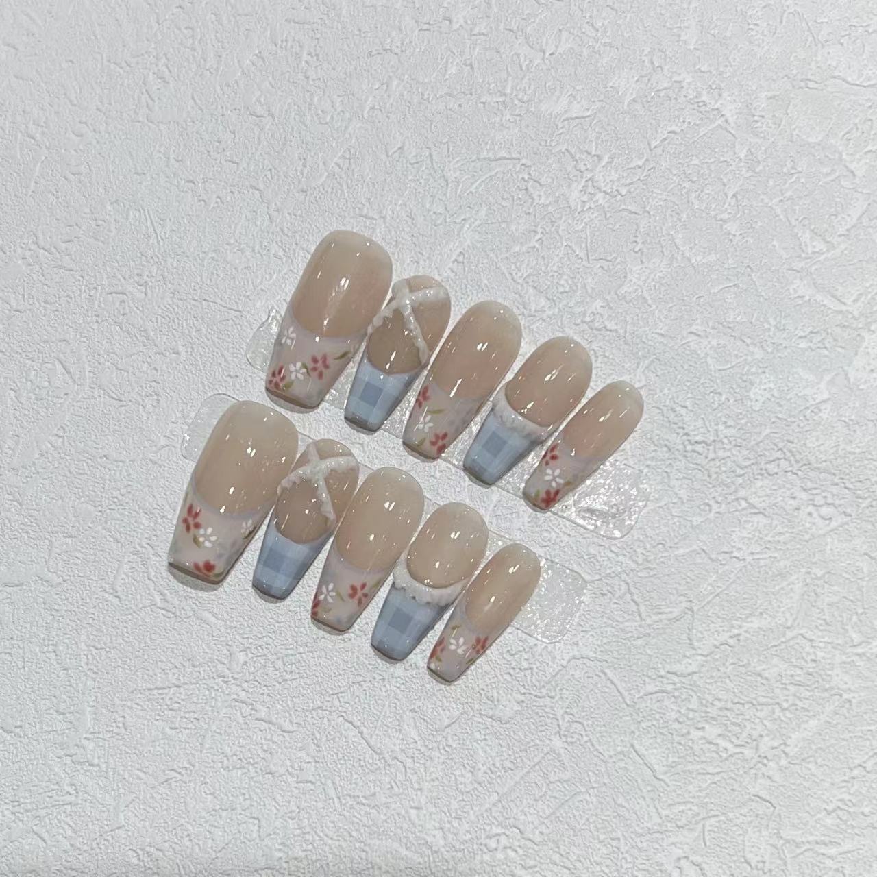 Floral Design Acrylic Press-On Nail Set Acalora
