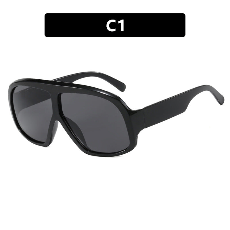 Women's oversized sunglasses in a fashionable tortoise pattern Karnz