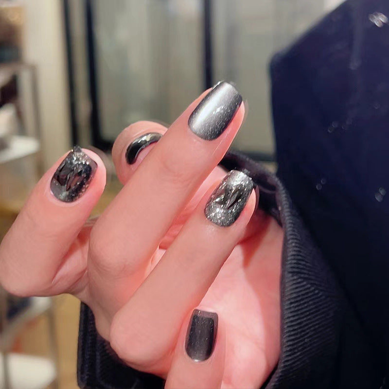 Artificial nails with trendy metallic design Acalora