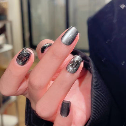 Artificial nails with trendy metallic design Acalora