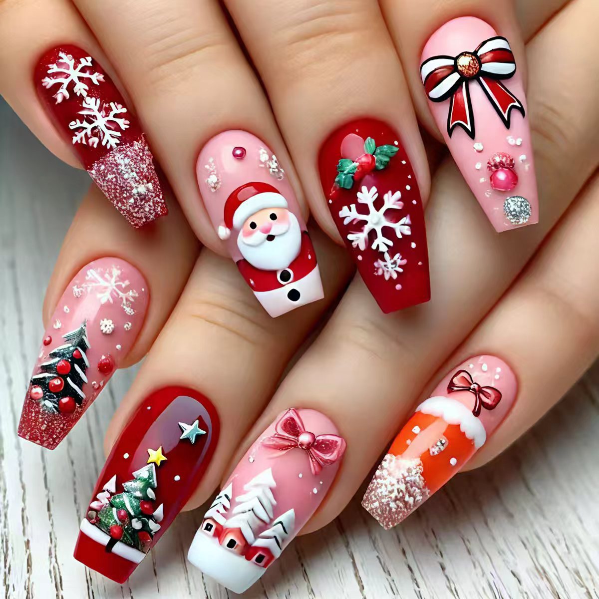 Holiday-Themed Nail Art Acalora