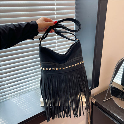 Stylish Fringe Crossbody Bag Acalora