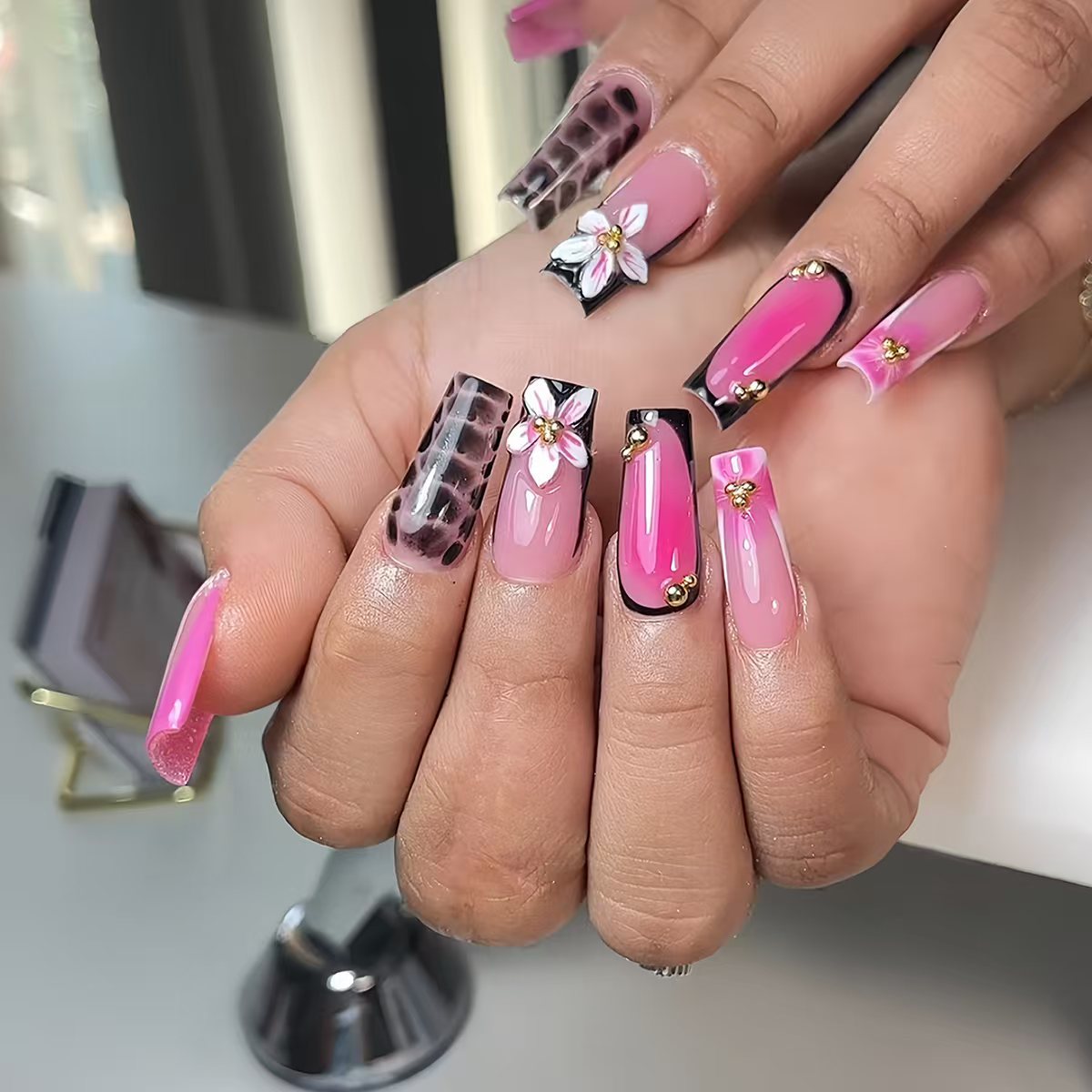 Decorative Nail Art Acalora
