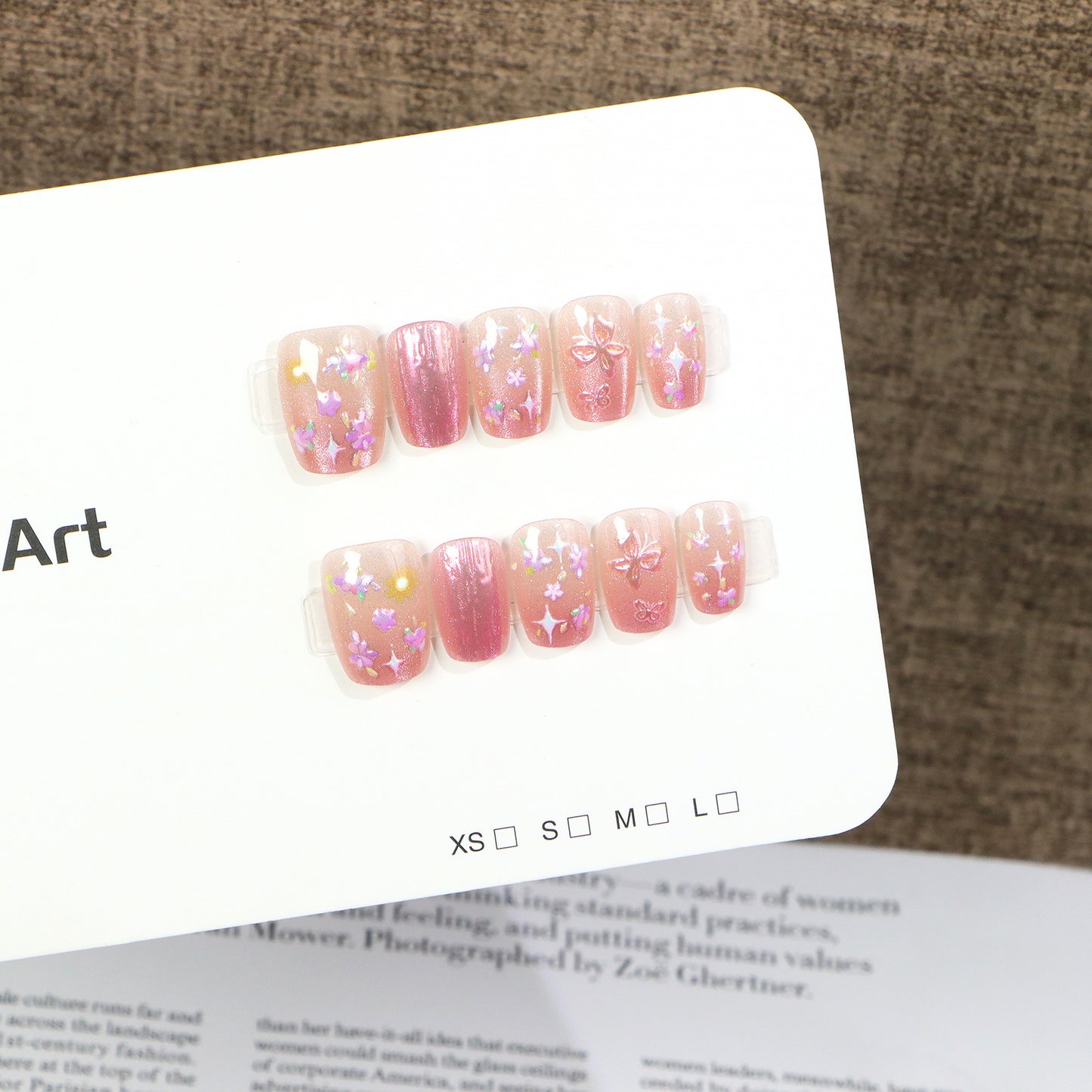 Artistic Floral-Embellished Press-On Nail Set Acalora