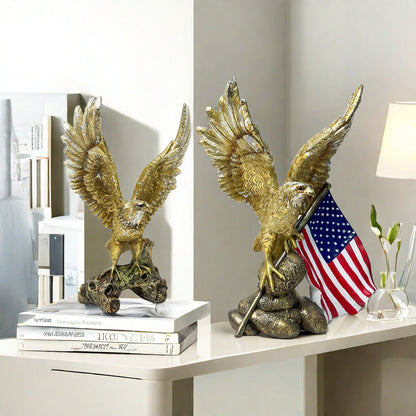 Elegant garden figure with eagle on tree trunk Acalora