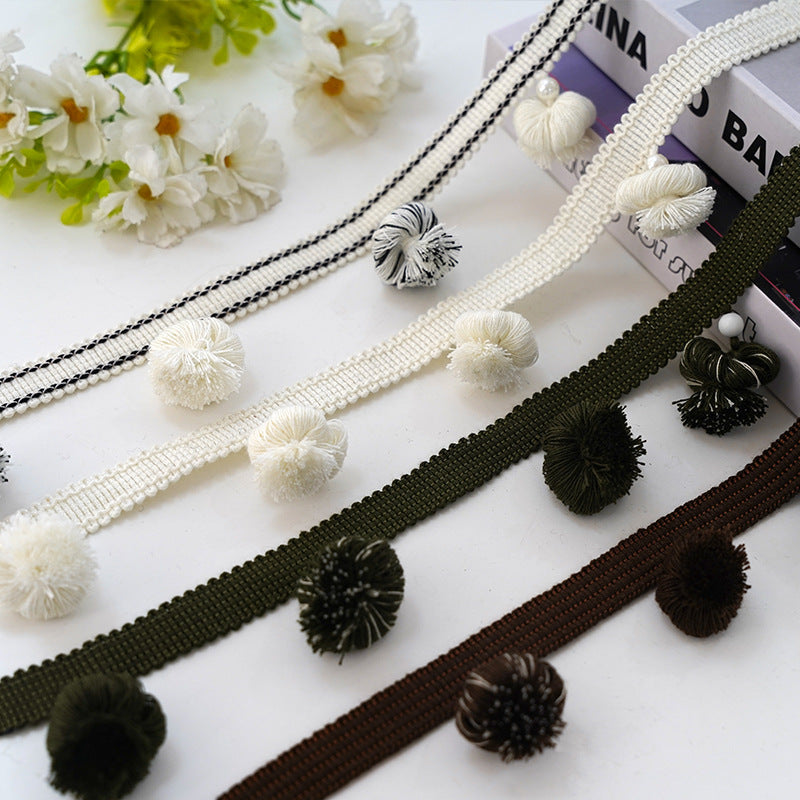 Decorative curtain trim with pompons Acalora