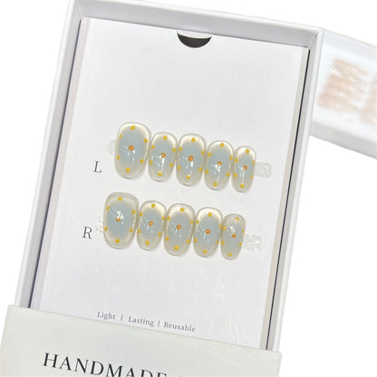 Handmade Press-On Nail Set with Artistic Floral Design Acalora