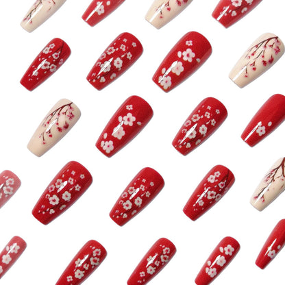 Elegant Floral Detail Nail Art Acalora