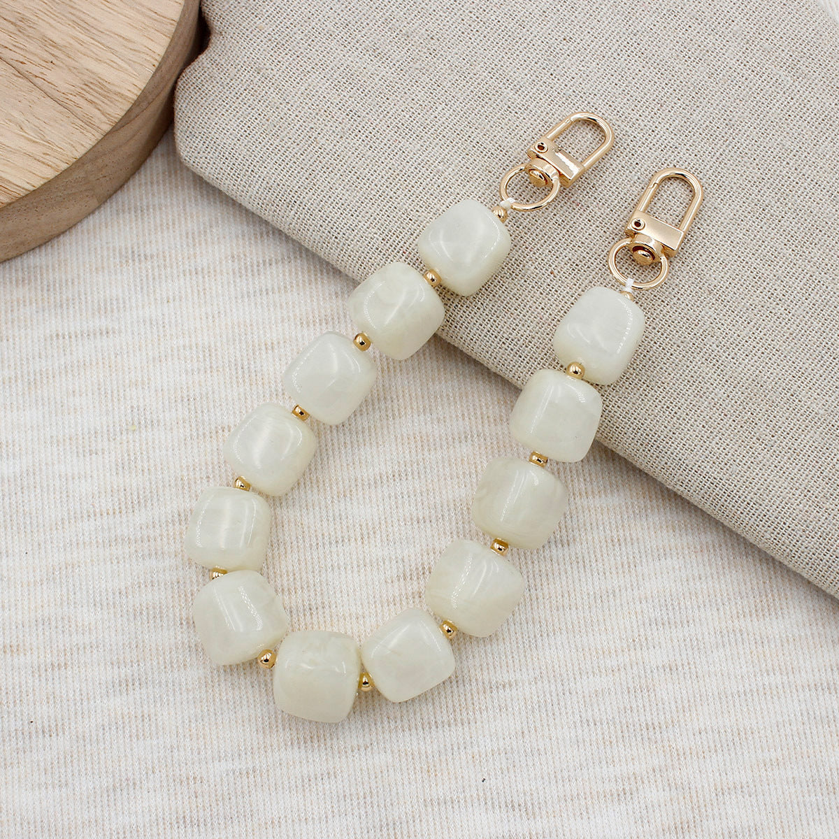 Chunky Beaded Eyewear Chain Acalora