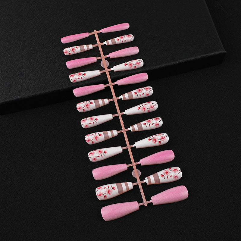 Artificial nails with floral embellishments Acalora