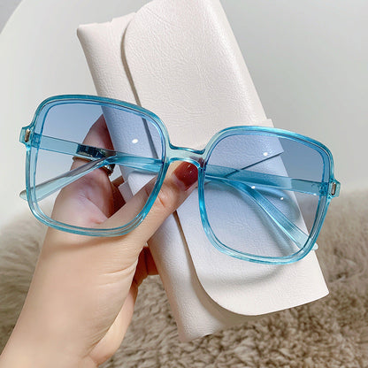 Women's Oversized Sunglasses with UV Protection and Elegant Design Bowlift