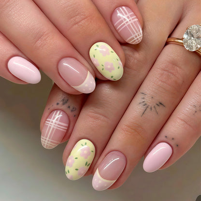 Floral Patterned Press-On Nail Art Tips Acalora