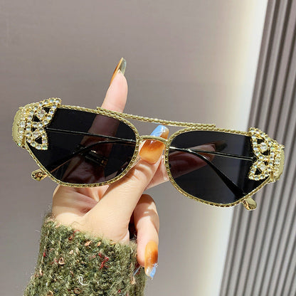 Women's Luxury Sunglasses with Elegant Butterfly Detail Bowlift