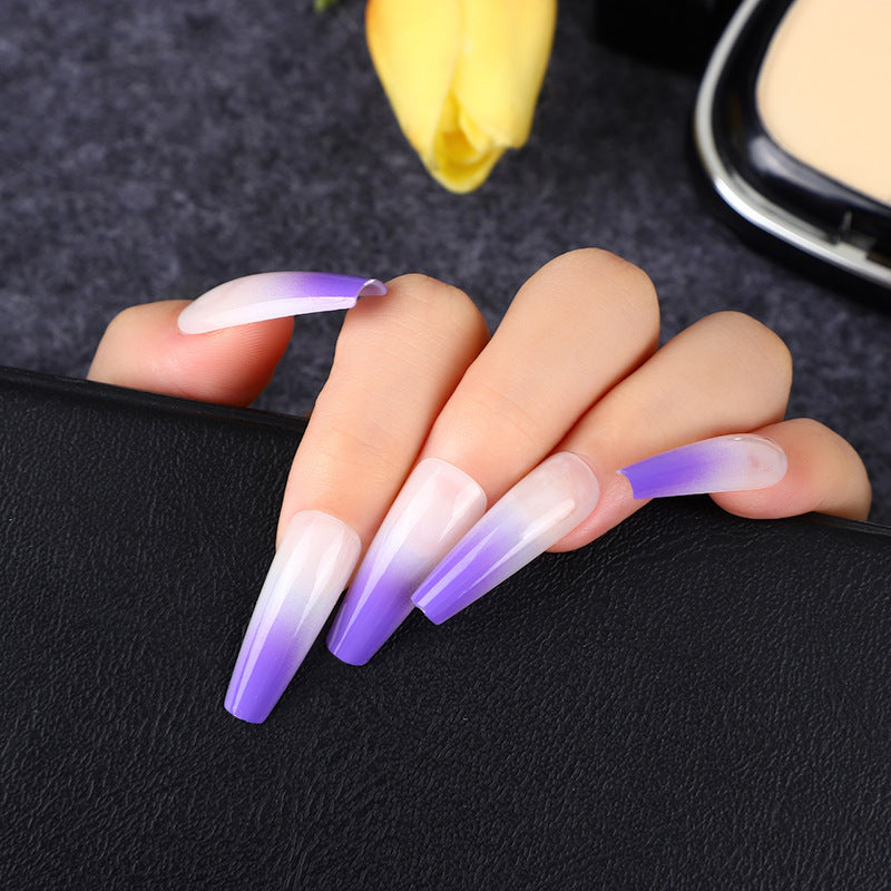 Artificial nails in elegant ombre design Acalora