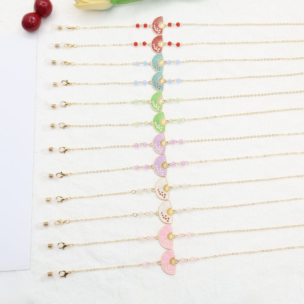 Stylish Eyewear Chain Acalora