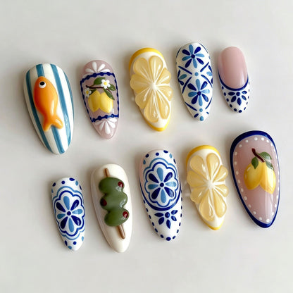 Creative nail art set with floral and animal designs Acalora