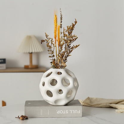 Decorative sculptural vase Acalora
