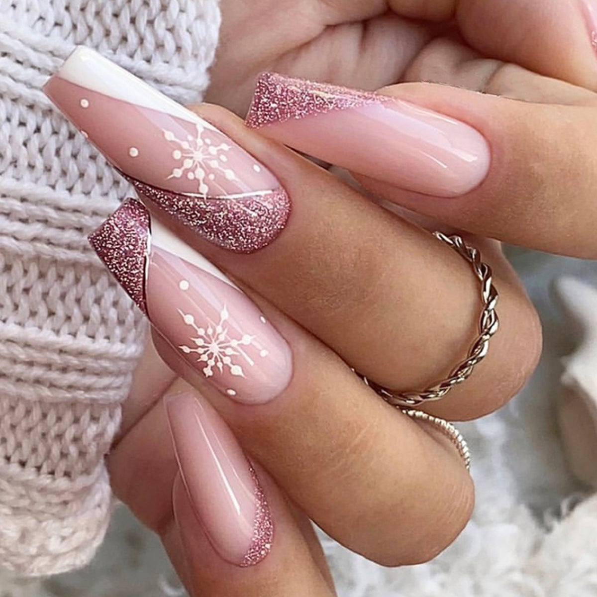 Elegant Stiletto Press-On Nail Set with Unique Design Acalora