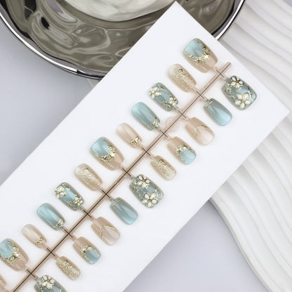 Decorative Floral Press-On Nail Set Acalora