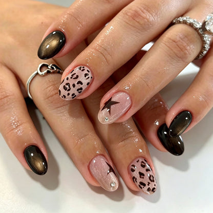 Glamorous artificial nails Acalora