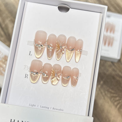 Elegant Butterfly-Accent Press-On Nail Set Acalora