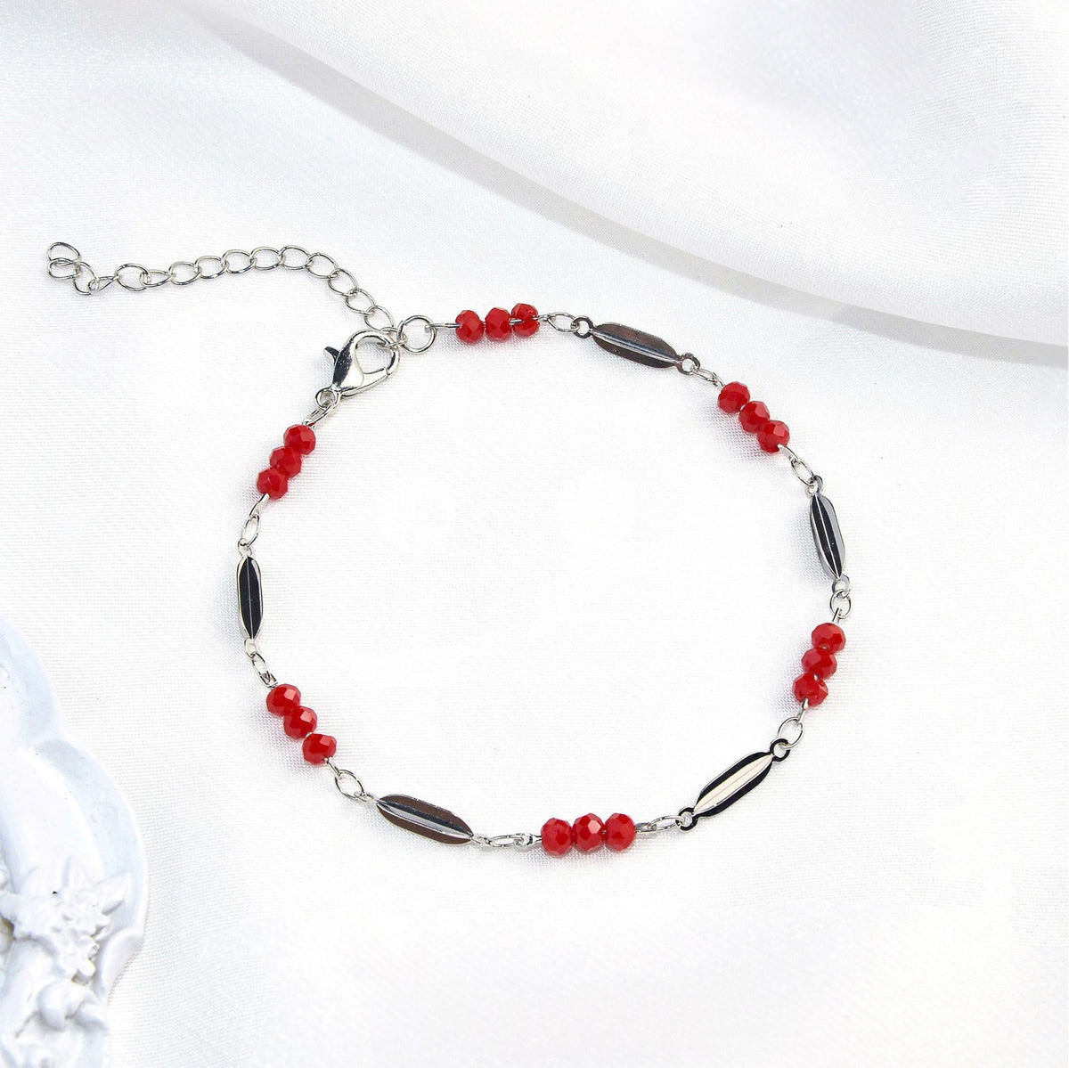 Elegant Gold and Gemstone Bracelet Acalora