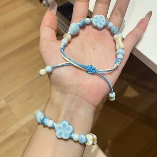 Adjustable Floral Bead Bracelet Acalora