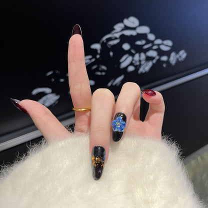Artistic Floral Accent Press-On Nail Set Acalora