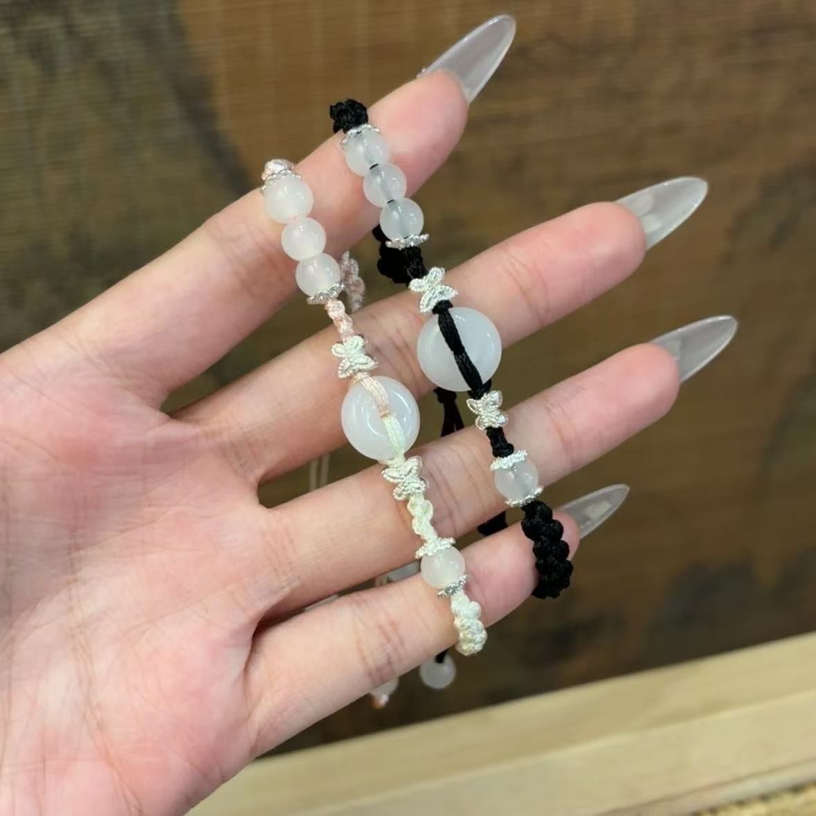 Adjustable Beaded Charm Bracelet Acalora