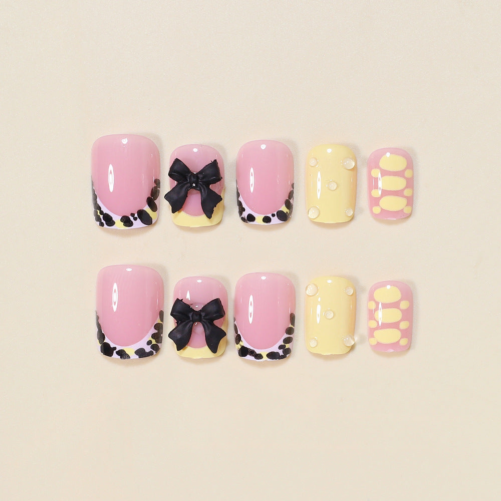 Creative Decorative Press-On Nail Set Acalora
